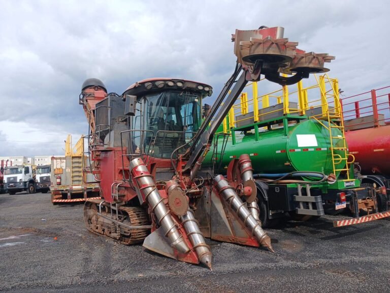 CASE CASE 8810