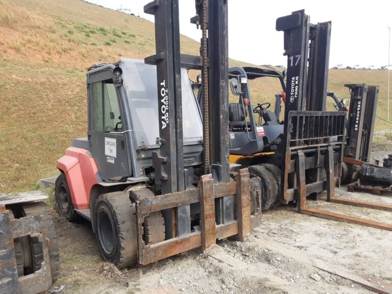 TOYOTA 8FD80N