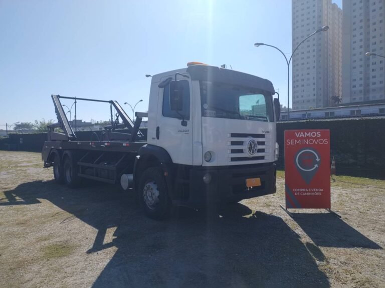 VOLKSWAGEN 24-280 E CONSTEL. 6X2 2P (DIESEL)(E5)