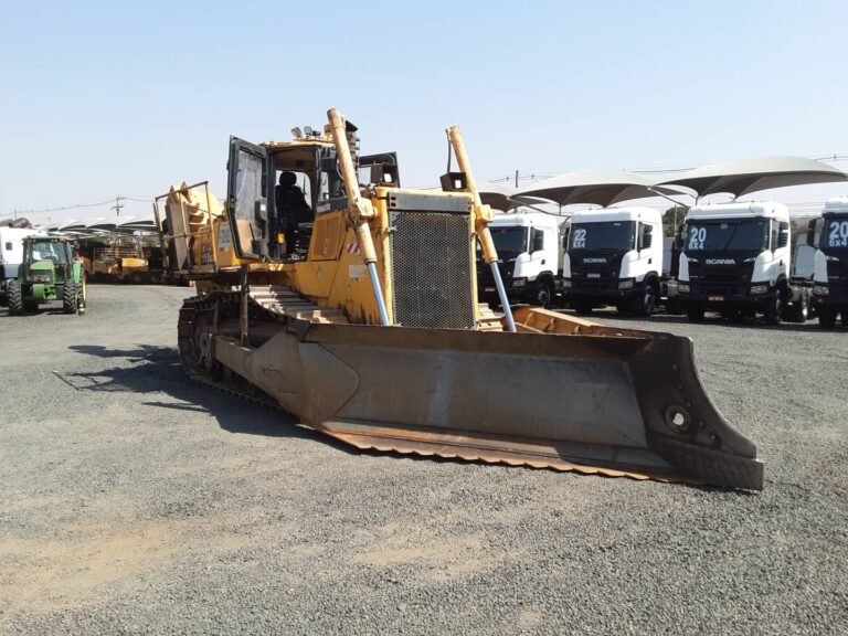 KOMATSU D155AX-6