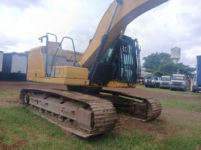 CATERPILLAR CAT 320