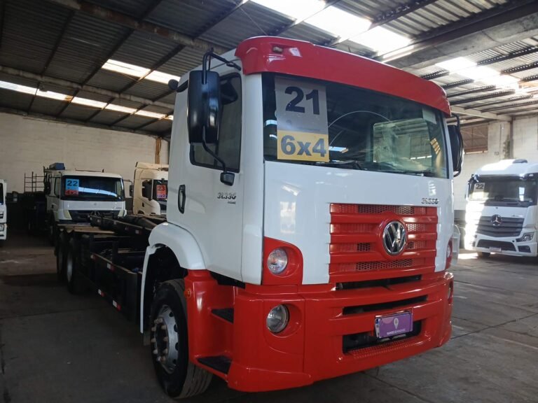 VOLKSWAGEN 31-330 E CONSTEL. 6X4 2P (DIESEL)(E5)
