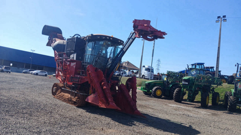 CASE 8810