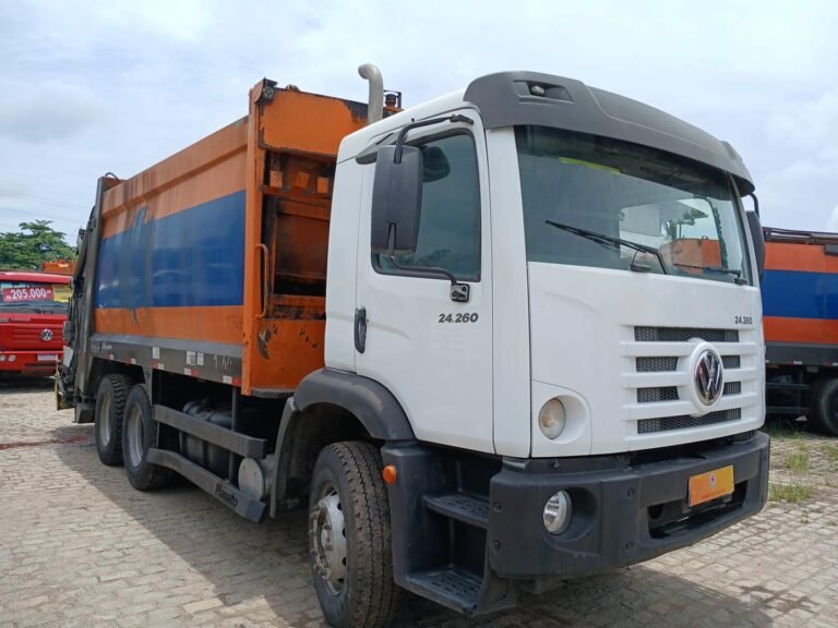 VOLKSWAGEN 24-260 E CONSTEL. 6X2 2P (DIESEL)(E5)