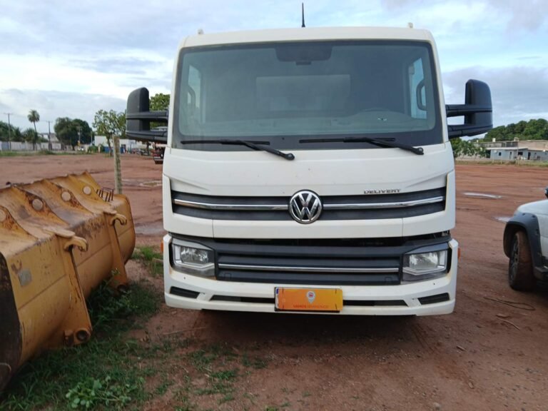 VOLKSWAGEN 6-160 DELIVERY 2P (DIESEL)(E5)