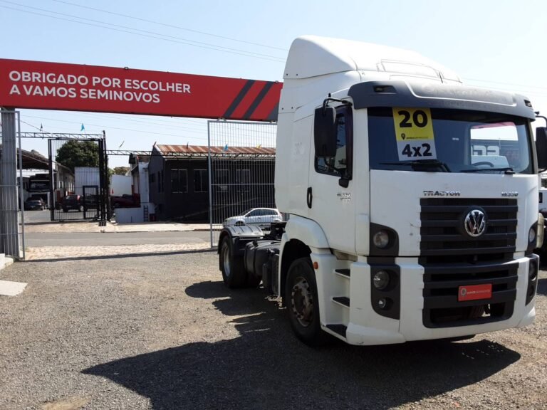 VOLKSWAGEN 19-330 E CONSTELLATION 2P (DIESEL)(E5)
