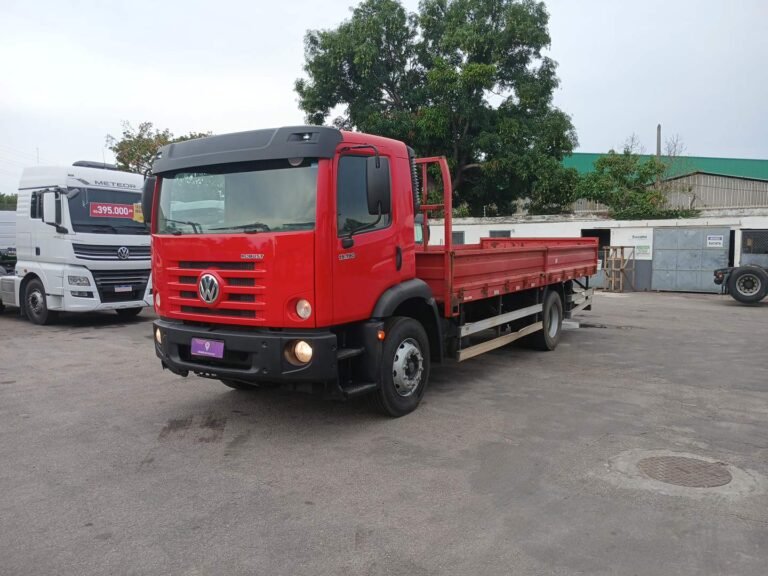 VOLKSWAGEN VOLKSWAGEN/15.190 CRM 4X2