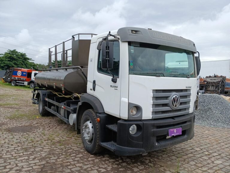 VOLKSWAGEN VOLKSWAGEN/15.190 CRM 4X2