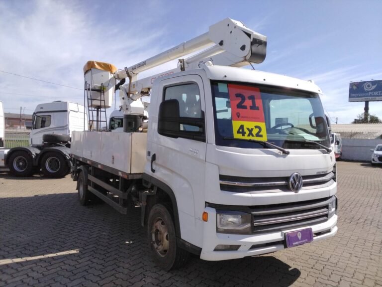 VOLKSWAGEN VOLKSWAGEN/11.180 DRC 4X2