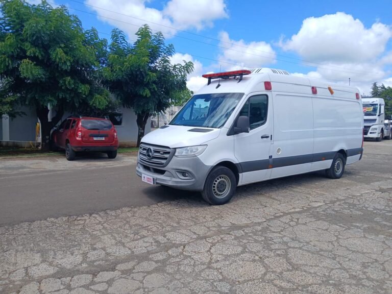 MERCEDES-BENZ MERCEDES-BENZ/416 ALLT AMBULANCIA
