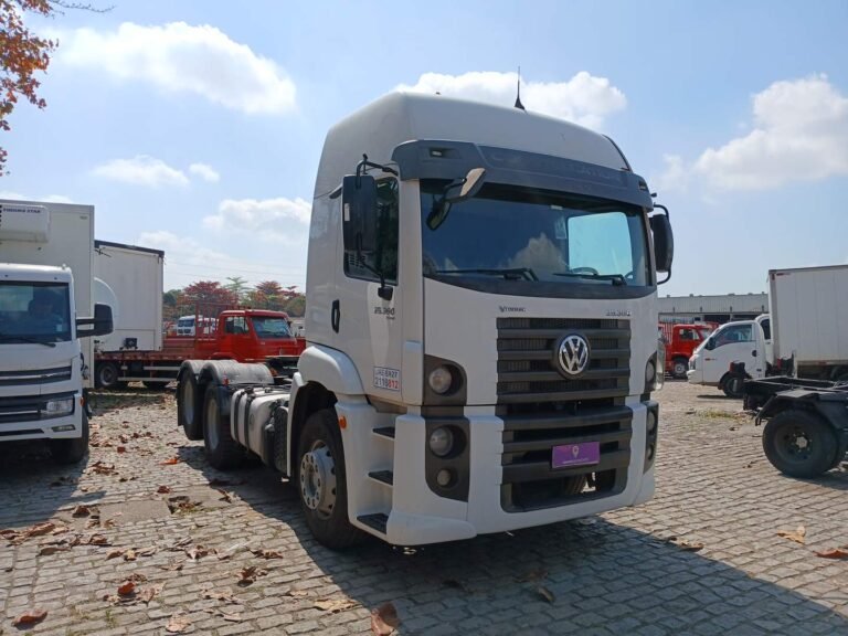 VOLKSWAGEN 25-360 CONSTEL. 6X2 TRACTOR 2P (DIE)(E5)