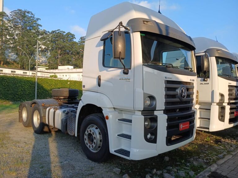 VOLKSWAGEN 25-360 CONSTEL. 6X2 TRACTOR 2P (DIE)(E5)
