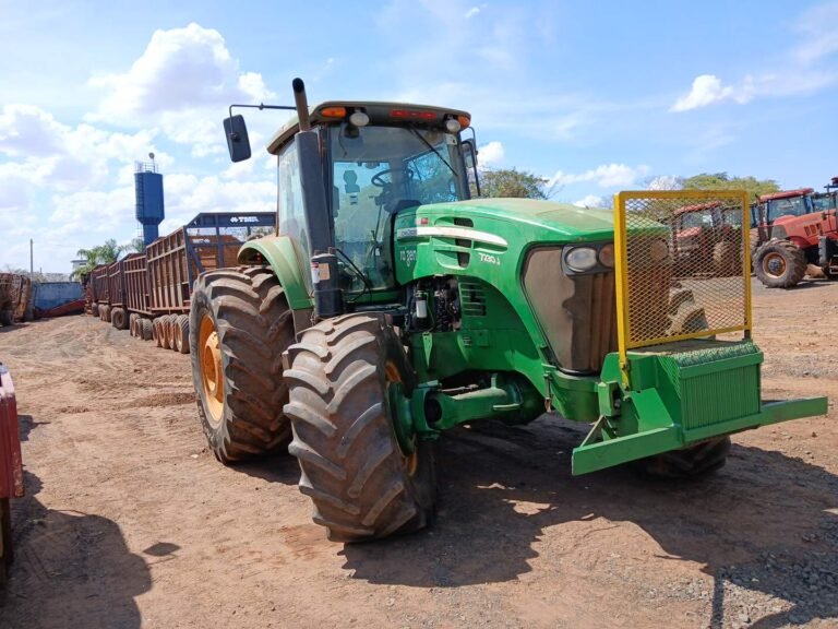 JOHN DEERE 7230J
