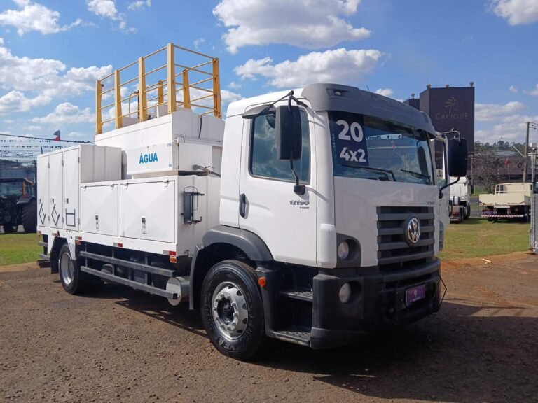 VOLKSWAGEN VOLKSWAGEN/17.190 CRM 4X2