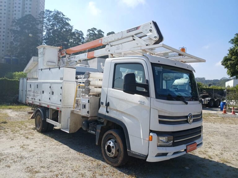 VOLKSWAGEN 9-170 DELIVERY 2P (DIESEL)(E5)