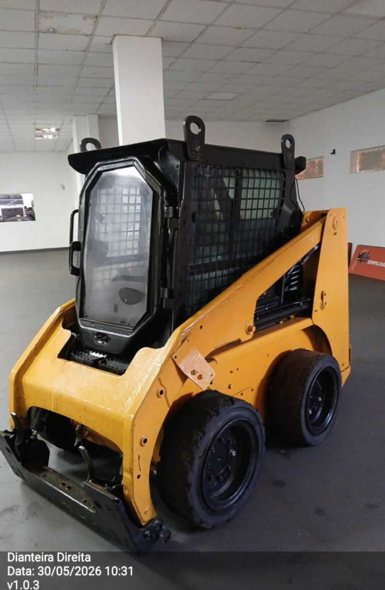 CATERPILLAR MINI CARREGADEIRA