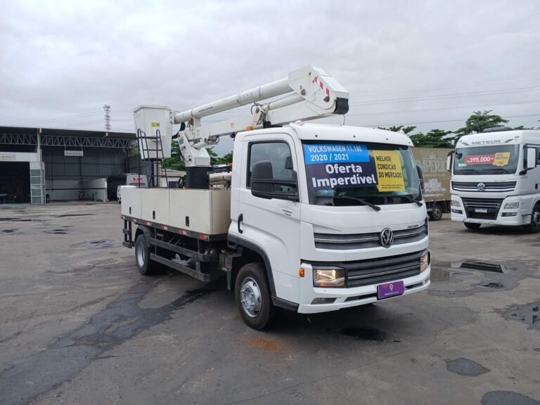 VOLKSWAGEN 11-180 DELIVERY 2P (DIESEL)(E5)