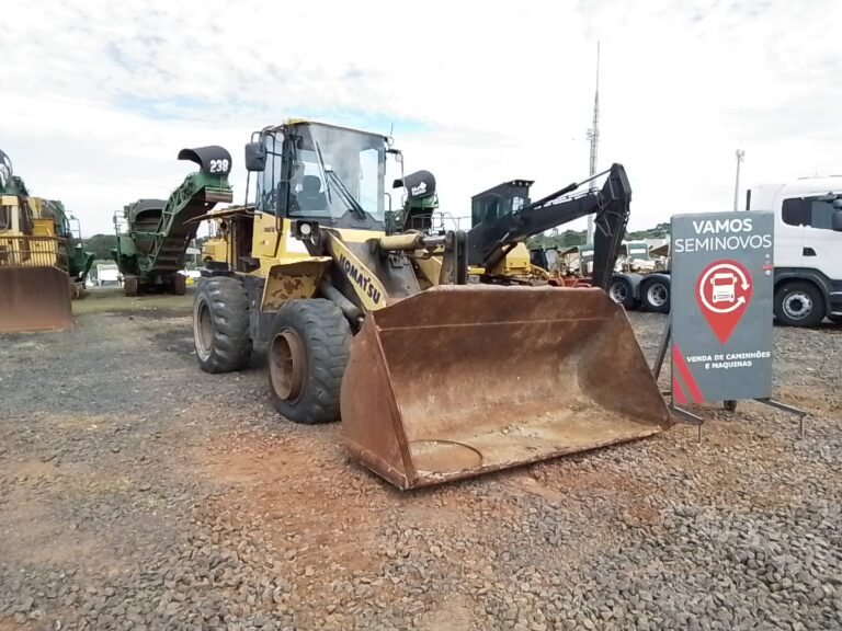KOMATSU WA200