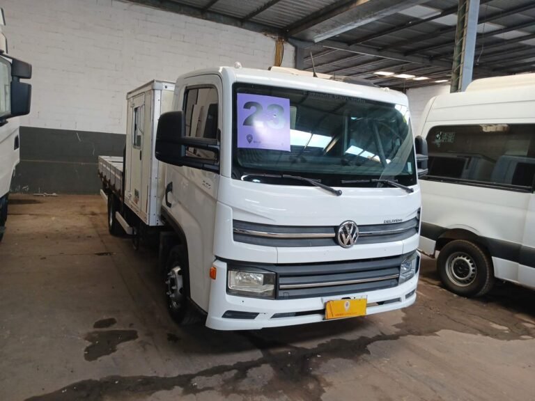 VOLKSWAGEN 6-160 DELIVERY 2P (DIESEL)(E5)