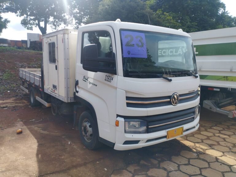VOLKSWAGEN 6-160 DELIVERY 2P (DIESEL)(E5)